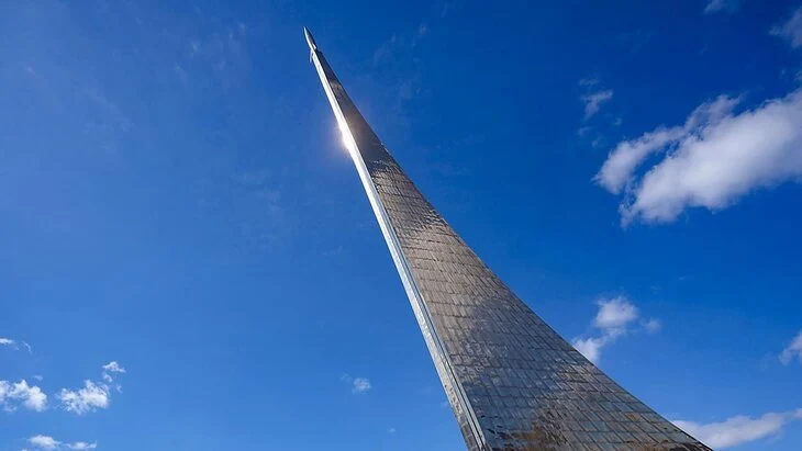 Собянин поздравил работников космической отрасли с профессиональным праздником Собянин поздравил работников космической отрасли с профессиональным праздником