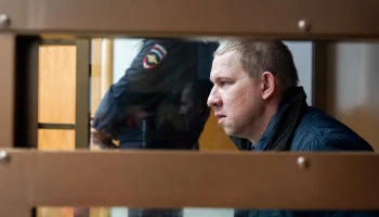 Суд арестовал задержанного после перестрелки на Рублевке