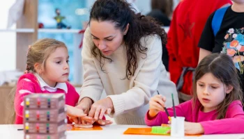 Во Дворце пионеров на Воробьевых горах открылась креативная лаборатория в рамках &laquo;Зимы в Москве&raquo;