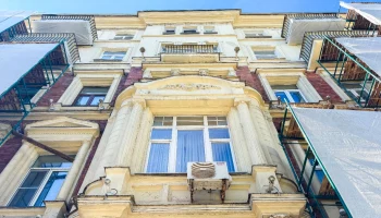 Бывший доходный дом, возведенный по проекту Эрихсона, восстанавливают в Москве