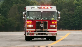 ABC: низовые пожары вспыхнули в штате Нью-Йорк в США