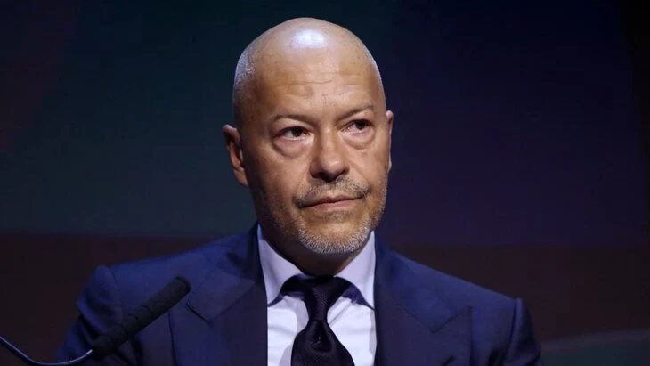 Федор Бондарчук покинул пост главы совета директоров киностудии "Ленфильм" Федор Бондарчук покинул пост главы совета директоров киностудии "Ленфильм"