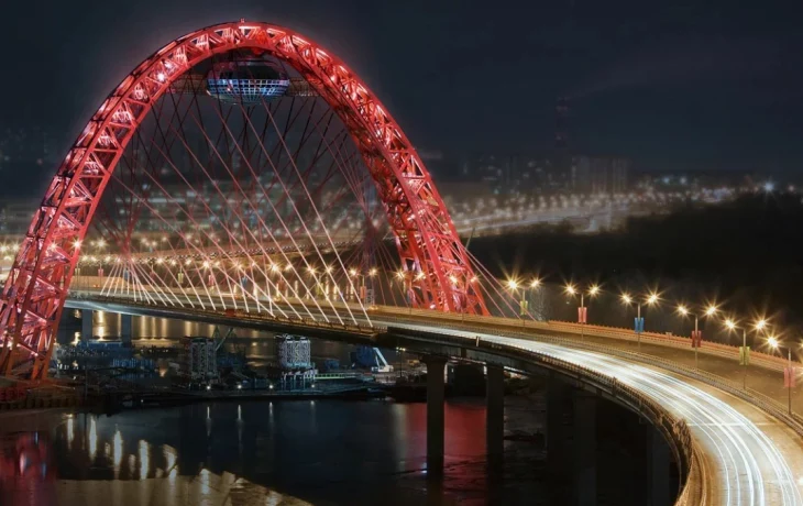 Мост на северо-западе Москвы оборудуют архитектурно-художественной подсветкой Мост на северо-западе Москвы оборудуют архитектурно-художественной подсветкой