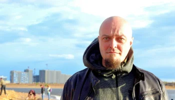 Mash: Бас-гитарист &laquo;Кукрыниксов&raquo; мог отрубить себе кисть из-за проблем с руками