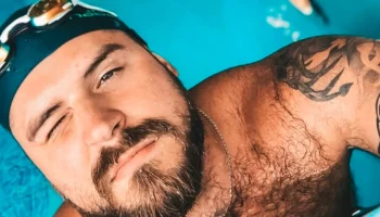 Друг пропавшего в Босфоре пловца опроверг сообщения о сигнале с его трекера