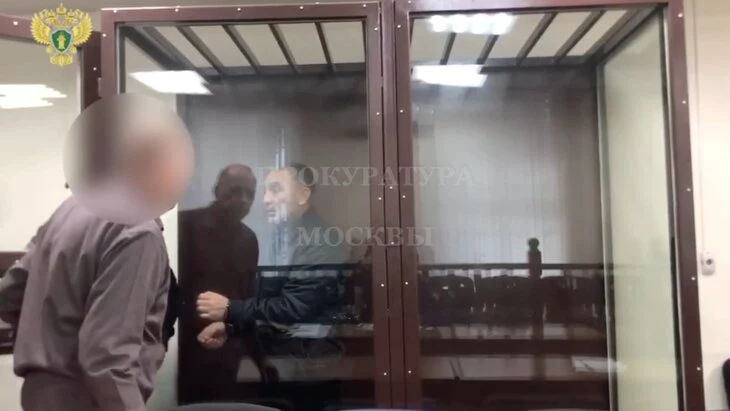 Отец подозреваемого в убийстве москвича из-за парковки пытался замять дело Отец подозреваемого в убийстве москвича из-за парковки пытался замять дело