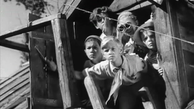 Фильм к 120-летию Аркадия Гайдара покажет онлайн-кинотеатр Музея Победы Фильм к 120-летию Аркадия Гайдара покажет онлайн-кинотеатр Музея Победы