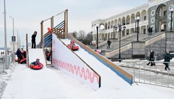 Аттракционы для всей семьи открылись на Северном речном вокзале