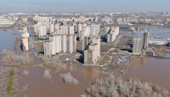 Вода в реке Урал у Оренбурга поднялась до 1 185 см