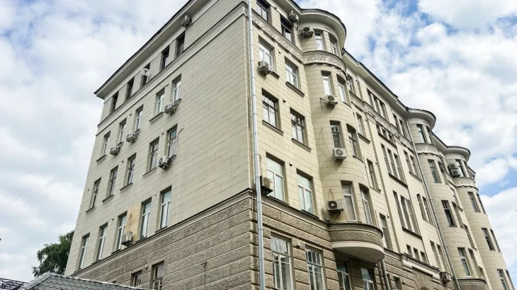 Полная замена лифтов в трех исторических жилых домах центра столицы в 2026 году Полная замена лифтов в трех исторических жилых домах центра столицы в 2026 году