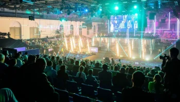 Исторический манеж станет новой площадкой для проведения шоу в "Москино" Исторический манеж станет новой площадкой для проведения шоу в "Москино"