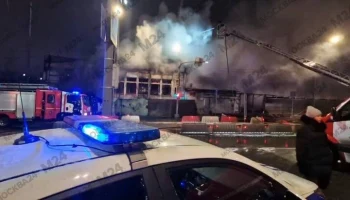 Пожар на цветочном складе в центре Москвы потушен