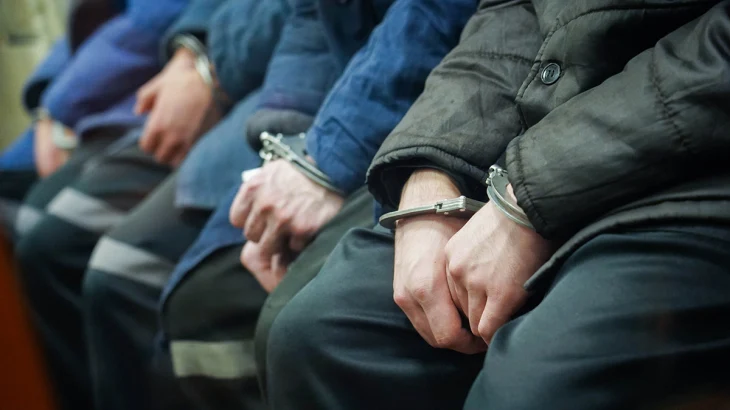 В Истре организовали незаконный ребцентр, где насильно держали и избивали детей В Истре организовали незаконный ребцентр, где насильно держали и избивали детей