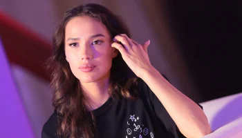 Загитова пригрозила СМИ судом за фейки о ее долгах по налогам