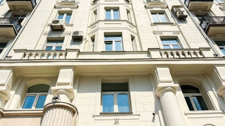 В Москве по программе капремонта привели в порядок 65 домов с аттиками