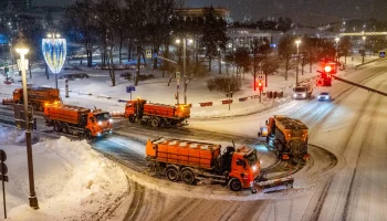 В &laquo;Мосфото&raquo; показали, как в столице устраняют последствия мощного снегопада