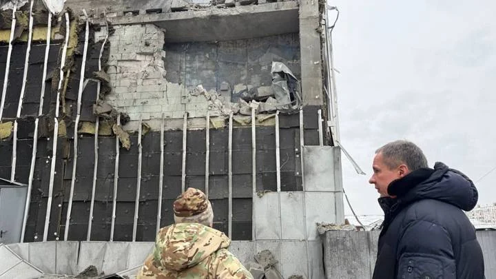 Гладков опубликовал кадры последствий удара ВСУ по центру Белгорода