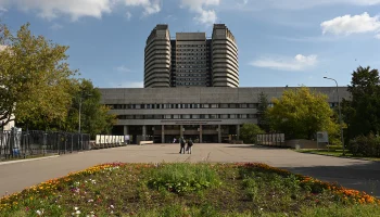 Врачи Центра Блохина спасли девушку с тяжелой аллергией на солнце