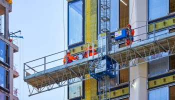 Хуснуллин заявил о катастрофической нехватке кадров в строительстве Хуснуллин заявил о катастрофической нехватке кадров в строительстве