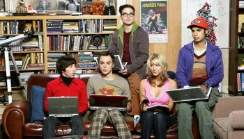 Умер создатель ситкома "Теория Большого взрыва" Бодлер