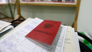 Правительство РФ предложило повысить возраст военной службы женщин до 50 лет