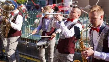 Москва онлайн побывает на открытии новой площадки фестиваля "Театральный бульвар"