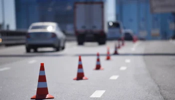 Дорожную разметку начали обновлять в Москве