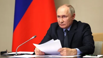 Путин проводил совещание по вопросу помощи в поисках вертолета Раиси два часа