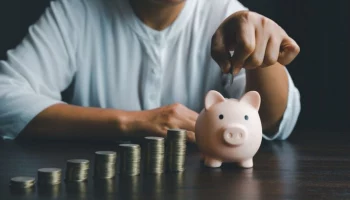 Эксперт Сергейчик: бессистемность трат мешает копить деньги