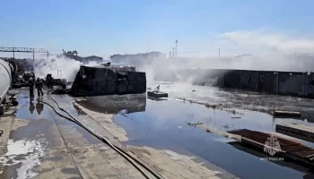 Пожар на складе с нефтепродуктами в Омске ликвидировали