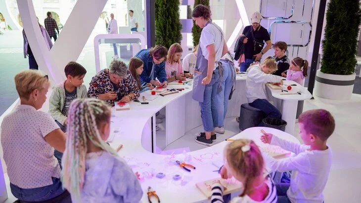 Семейный маршрут подготовили для гостей форума-фестиваля "Москва 2030" Семейный маршрут подготовили для гостей форума-фестиваля "Москва 2030"