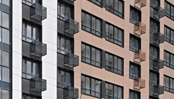 Более 3,7 тысячи москвичей получили новые квартиры по программе реновации в июне