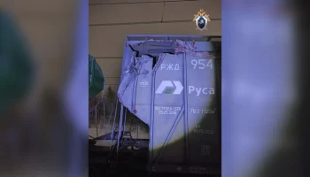 Более 40 поездов задерживаются из-за схода с рельсов вагонов с зерном в Прикамье Более 40 поездов задерживаются из-за схода с рельсов вагонов с зерном в Прикамье