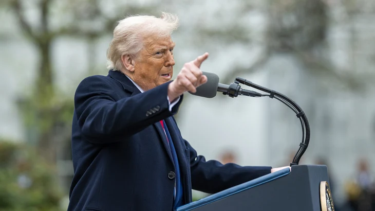 Донбасс и Крым — России: что известно о мирном плане Трампа по Украине Донбасс и Крым — России: что известно о мирном плане Трампа по Украине