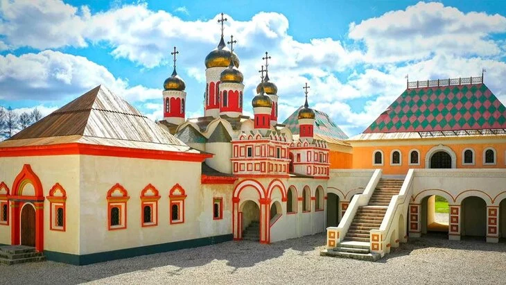 Гости кинопарка "Москино" могут посетить 18 натурных площадок