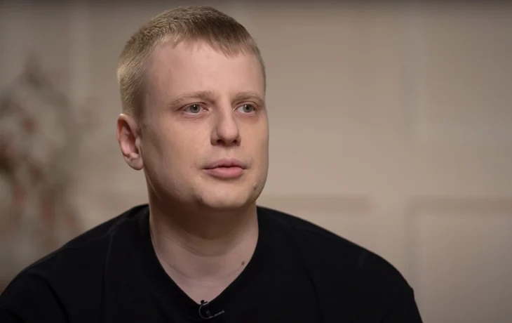 ФСБ лишила стендап-комиков Комиссаренко и Романова российского гражданства