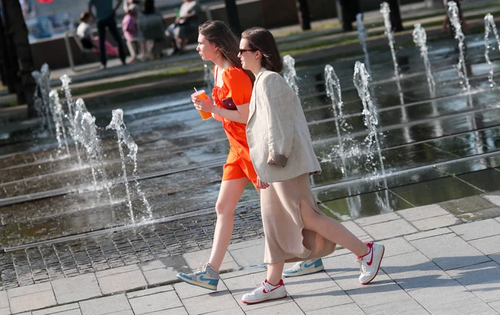 Случается раз в 20 лет: синоптик Позднякова пообещала москвичам жаркие выходные