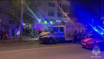 Один человек погиб при пожаре в многоэтажке на севере Москвы