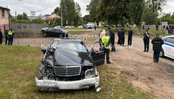 Трехлетний мальчик погиб: в Калининграде пьяный водитель сбил женщину с двумя детьми Трехлетний мальчик погиб: в Калининграде пьяный водитель сбил женщину с двумя детьми