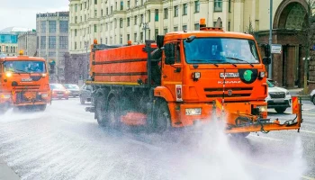 В Москве пройдет первая промывка дорог и тротуаров с шампунем после зимы В Москве пройдет первая промывка дорог и тротуаров с шампунем после зимы