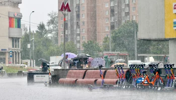 Синоптики спрогнозировали до 27 градусов тепла и грозы в Москве 17 июня