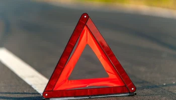 Несколько машин столкнулись на Ленинском проспекте