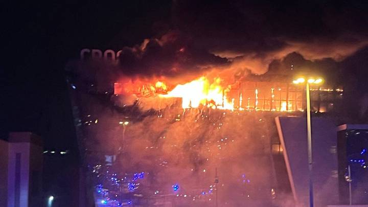 Более 60 погибших и крупный пожар: что известно о теракте в «Крокусе» к утру 23 марта