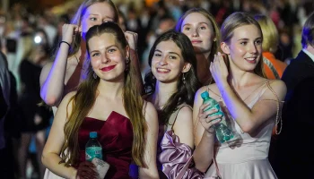 Последние звонки прозвучали для 223 тысяч столичных выпускников в 2026 году