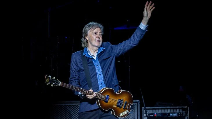 Пол Маккартни добавил свой трек к протестному альбому против использования ИИ Пол Маккартни добавил свой трек к протестному альбому против использования ИИ