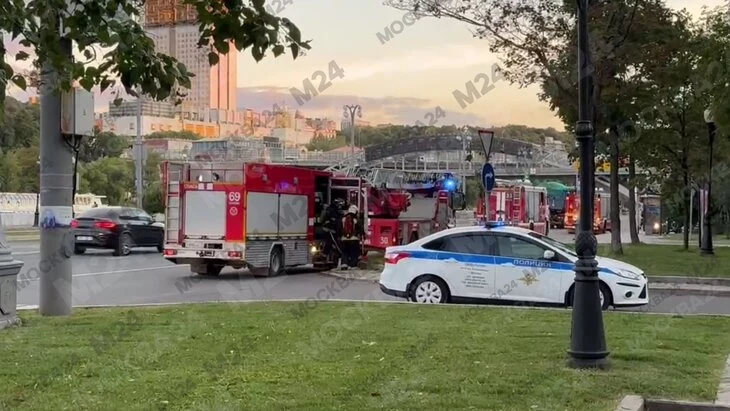 Пожарные ликвидировали открытое горение в центре Москвы Пожарные ликвидировали открытое горение в центре Москвы