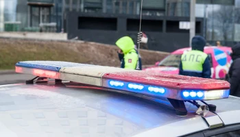 Шесть человек пострадали после столкновения &laquo;газели&raquo; с маршруткой в Москве