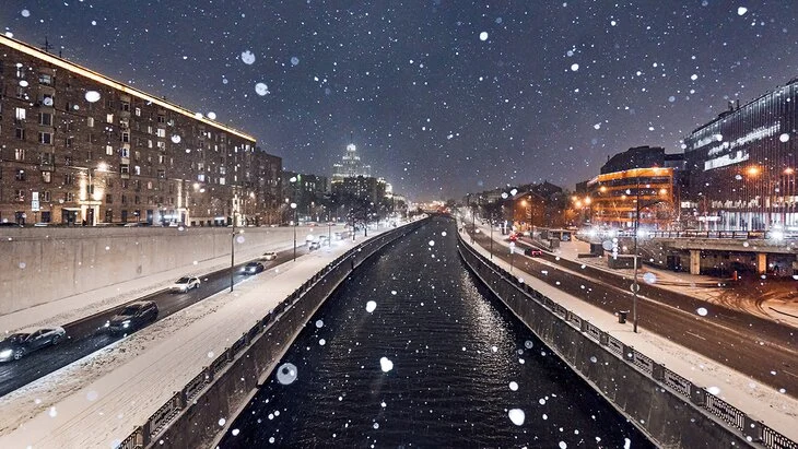 Пик ночного снегопада в Москве может прийтись на период с 03:00 до 06:00 Пик ночного снегопада в Москве может прийтись на период с 03:00 до 06:00