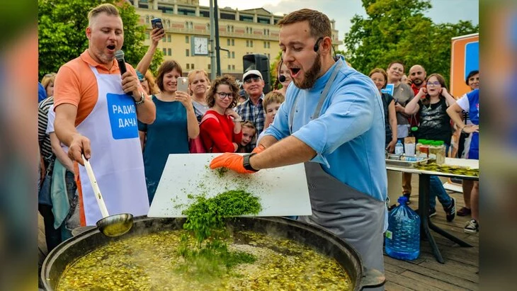 На фестивале "Москва – на волне. Рыбная неделя" сварят 150 литров ухи На фестивале "Москва – на волне. Рыбная неделя" сварят 150 литров ухи