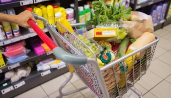 АКОРТ: минимальная цена "новогодней корзины" составила 1,3 тысячи рублей